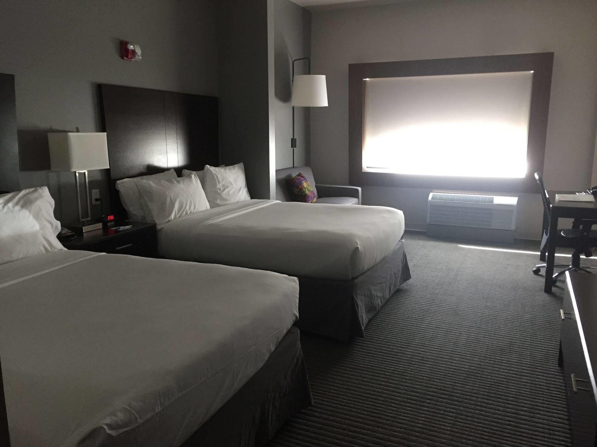 Holiday Inn Express And Suites Tahlequah By Ihg Eksteriør billede